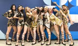 Vừa được khen tiến bộ, TWICE lại “hiện nguyên hình” trong màn encore hát live