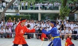 Học sinh hóa thân thành quân cờ, múa võ cổ truyền dịp Giỗ tổ Hùng Vương 