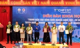 Tôn vinh những doanh nhân, doanh nghiệp tiêu biểu. 
