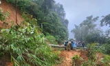 Sạt lở đất ở Cao Bằng khó khăn trong công tác cứu hộ, cứu nạn. 