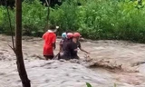 Đến sáng 6/7, lực lượng chức năng đã tìm kiếm được một nạn nhân trong sự vụ lũ cuốn trôi 4 người ở tỉnh Cao Bằng -Ảnh: TL