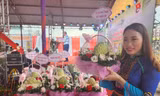 Đấu giá hơn 200 triệu đồng một quả na