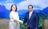 Thủ tướng Phạm Minh Chính tiếp Đại sứ New Zealand Caroline Beresford ngày 13/8. (Ảnh: TTXVN)