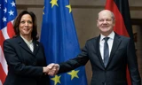 Thủ tướng Đức Olaf Scholz trong cuộc gặp Phó Tổng thống Mỹ Kamala Harris tại Hội nghị an ninh Munich ngày 17/2. (Ảnh: Reuters)