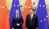 Chủ tịch Trung Quốc Tập Cận Bình và Tổng thống Pháp Emmanuel Macron trong cuộc gặp năm 2019. (Ảnh: Reuters)
