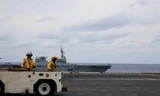 Hạm đội 7 của Mỹ tiến hành tập trận chung trên tàu USS Carl Vinson và tàu sân bay trực thăng Hyuga của Nhật Bản ở Thái Bình Dương tháng 11/2023. (Ảnh: Reuters)