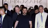 Tổng thống Ukraine Volodymir Zelensky đến Singapore tối 1/6. (Ảnh: Reuters)
