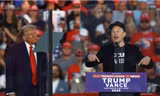 Tỷ phú Elon Musk tham gia cuộc vận động của ông Trump ngày 5/10. (Ảnh: Reuters)