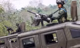 Binh lính Thái Lan đứng gác ở khu vực biên giới với Myanmar. (Ảnh: Reuters)