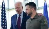 Tổng thống Mỹ Joe Biden và Tổng thống Ukraine Volodymir Zelensky trong lần gặp ở Hiroshima năm 2023. (Ảnh: Getty)