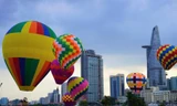 Du khách được trải nghiệm bay khinh khí cầu ở TPHCM