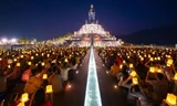  Du lịch tâm linh hút khách dịp Đại lễ Vesak 