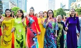 Hơn 3000 người trình diễn áo dài trên phố đi bộ Nguyễn Huệ