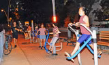 Người Sài Gòn 'thức đêm' tập gym miễn phí 