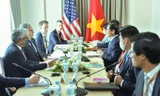 Hai đoàn Việt - Mỹ gặp gỡ bên lề Hội nghị Bộ trưởng Ngoại giao ASEAN và các hội nghị liên quan ngày 5/8. (Ảnh: Mofa)