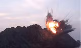 Một tên lửa bắn trúng đảo Alsom năm 2019. (Ảnh: KCNA)
