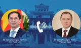 Bộ trưởng Ngoại giao Bùi Thanh Sơn và người đồng cấp Belarus Vladimir Makei. (Ảnh: Mofa) 