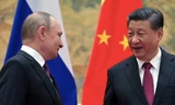 Tổng thống Nga Vladimir Putin và Chủ tịch Trung Quốc Tập Cận Bình trong cuộc gặp hồi tháng 2. (Ảnh: Reuters)