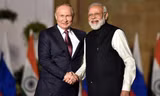 Thủ tướng Ấn Độ Narendra Modi và Tổng thống Nga Vladimir Putin trong cuộc gặp vào tháng 6/2021. (Ảnh: CNN)