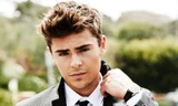 ‘Trai ngoan’ Zac Efron bất ngờ khỏa thân trong phim mới
