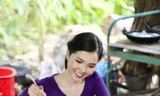 Hoa khôi Thúy Vi làm đại sứ bánh dân gian Nam Bộ
