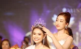Hoa hậu Đỗ Mỹ Linh trao vương miện cho tân Hoa khôi đại học FPT Cần Thơ