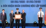 Thủ tướng trao Huân chương Độc lập cho Đoàn bay 91