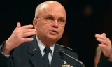 Cựu giám đốc CIA Michael Hayden. Ảnh: AFP.