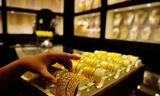 Giá vàng hôm nay 18/7: Quay đầu giảm mạnh