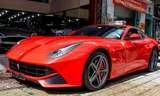 Lộ diện siêu xe Ferrari F12 triệu đô nhập từ Dubai về Việt Nam