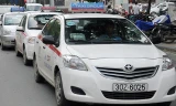 Một số hãng taxi đã có quyết định giảm giá cước song mức giảm chỉ 300-600 đồng/km và chỉ áp dụng tại một số địa phương. Ảnh :Ngọc Lan/Zing