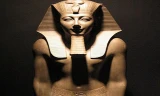 Tượng pharaoh Ai Cập Thutmose III. Ảnh: Oltau/Wikimedia Commons.