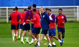 HLV Roy Hodgson (Anh) dự định xoay tua đội hình trong trận đấu với Slovakia.