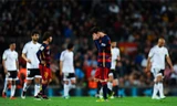 Barca và Messi chưa thể phanh lại đà sa sút. Ảnh: Reuters.