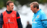 Rooney chấp nhận ngồi dự bị vì tôn trọng HLV Hodgson