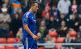 Bị treo giò 2 trận, Terry hết cửa chào tạm biệt Chelsea