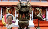 Bên trong nhà thờ tổ nghề sân khấu của Hoài Linh
