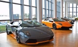 Choáng ngợp với dàn xe khủng trong bảo tàng Lamborghini