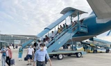 Khách bay tăng kỷ lục, chậm huỷ chuyến cũng tăng mạnh 