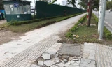 Vỉa hè đá tự nhiên nhiều tuyến phố Hà Nội hư hỏng, nát bét 