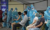 Dịch COVID-19 căng thẳng, Hà Nội lo lắng khi có những nơi 9 vạn dân chỉ có 1 trạm y tế