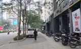 Khoét vỉa hè, chiếm dụng làm đường riêng cho ô tô