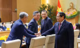 Gặp doanh nghiệp tư nhân hàng đầu, Thủ tướng nêu yêu cầu 'đất nước tăng trưởng 2 con số'