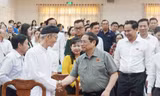 Thủ tướng Phạm Minh Chính tiếp xúc cử tri tại Cần Thơ