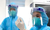 Hà Nội ưu tiên tiêm vắc xin Pfizer cho người có bệnh mãn tính, người già, phụ nữ mang thai
