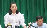 Phó Giám đốc Sở VHTT Hà Nội Bùi Thị Thu Hiền trao đổi với báo chí