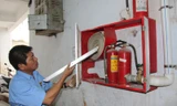 Lãnh đạo PCCC Hà Nội: 'Nhiều ống chữa cháy chung cư kiểm tra đã bục'