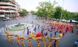 15 quận, huyện Hà Nội múa rồng quanh hồ Hoàn Kiếm