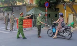Hà Nội cách ly xã hội đến 6h ngày 23/8