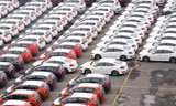 Thị trường ô tô Việt Nam giảm mạnh nhất khu vực trong năm 2023